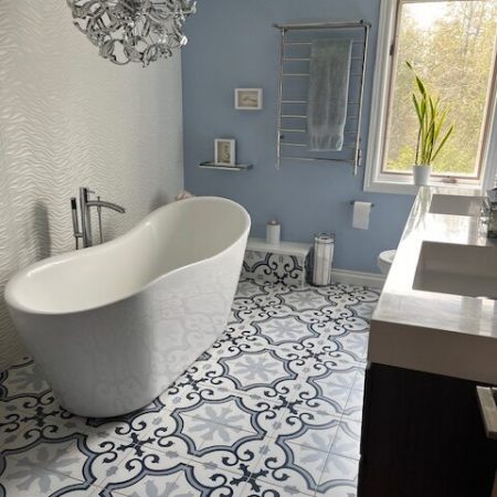 Celestine bathroom