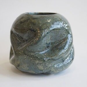 wavy-vase-water-art