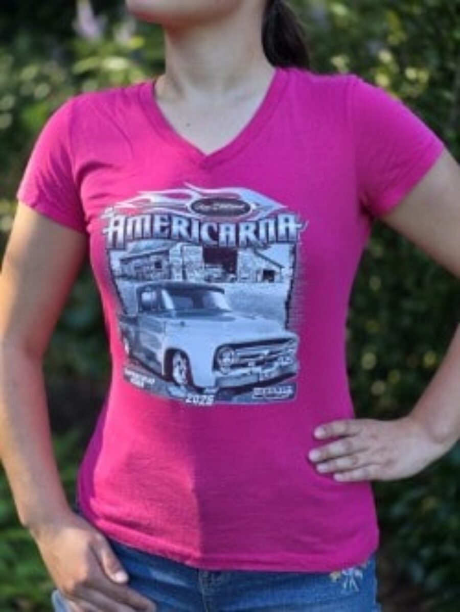 American Car T-Shirt with vintage vehicle graphic.