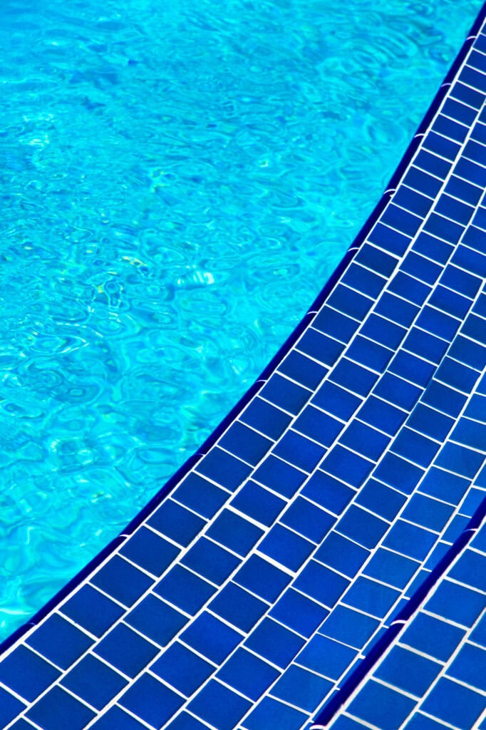 pool tiling