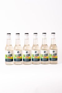 Bouteilles de boisson insolite "Le Foin" pour apéritifs originaux et naturels.
