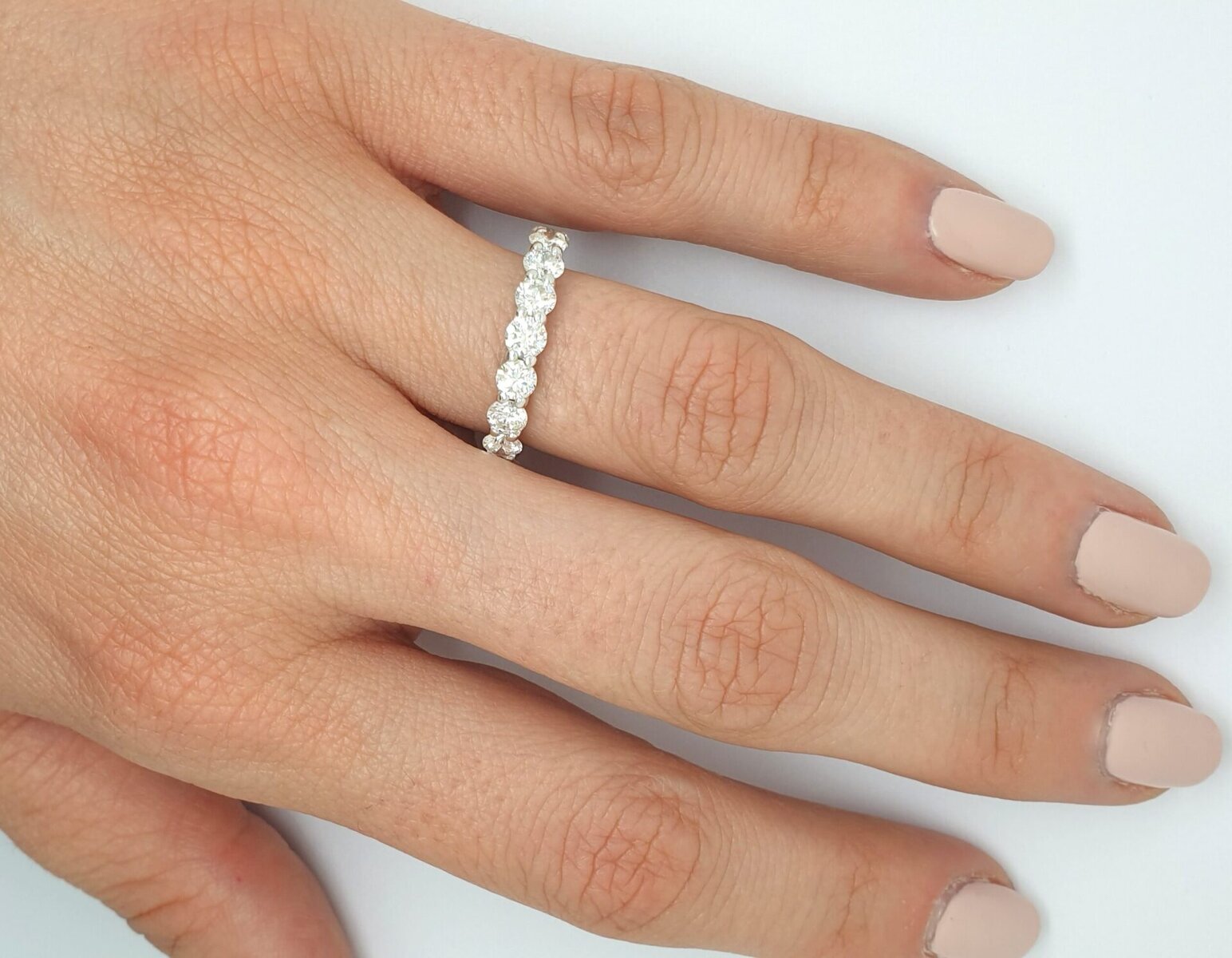 טבעות זהב ויהלומים לאשה