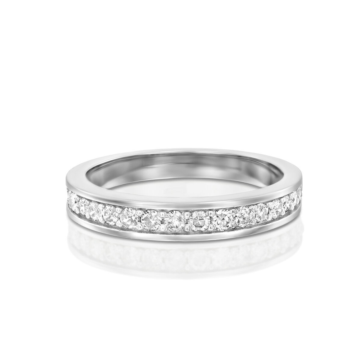 טבעת יהלומים חישוק בשיבוץ מסילה