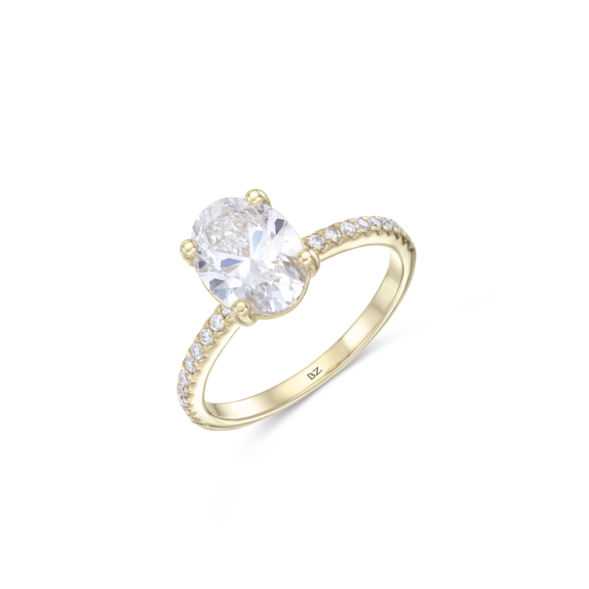 ⁦טבעת אירוסין 'סופיה' – יהלום אובלי 1.5 קראט משובץ בצידי הטבעת⁩ – תמונה ⁦3⁩