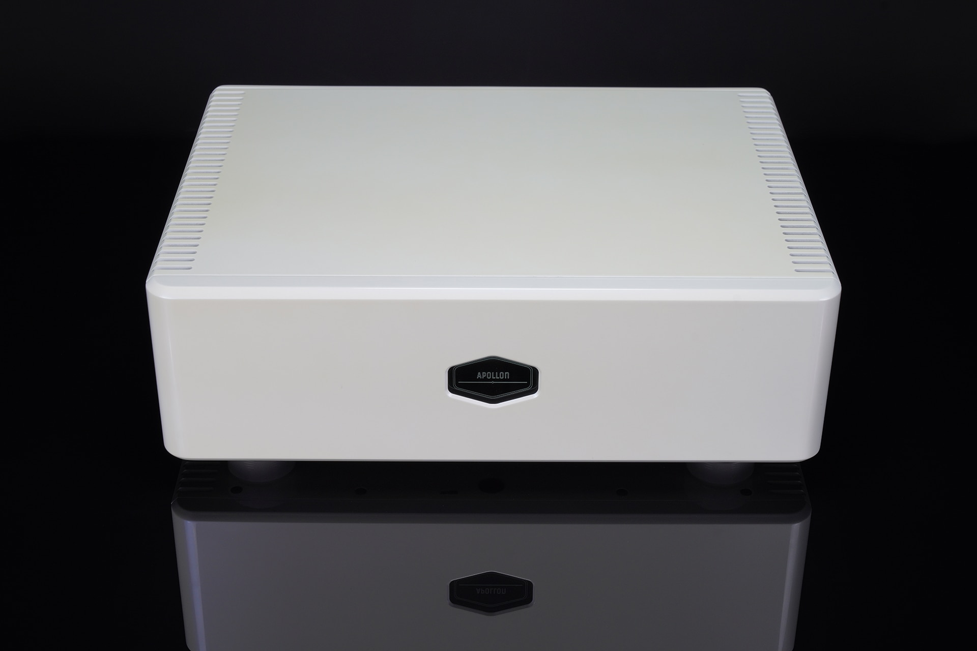 Purifi 1ET7040SA Pearl white amplifier
