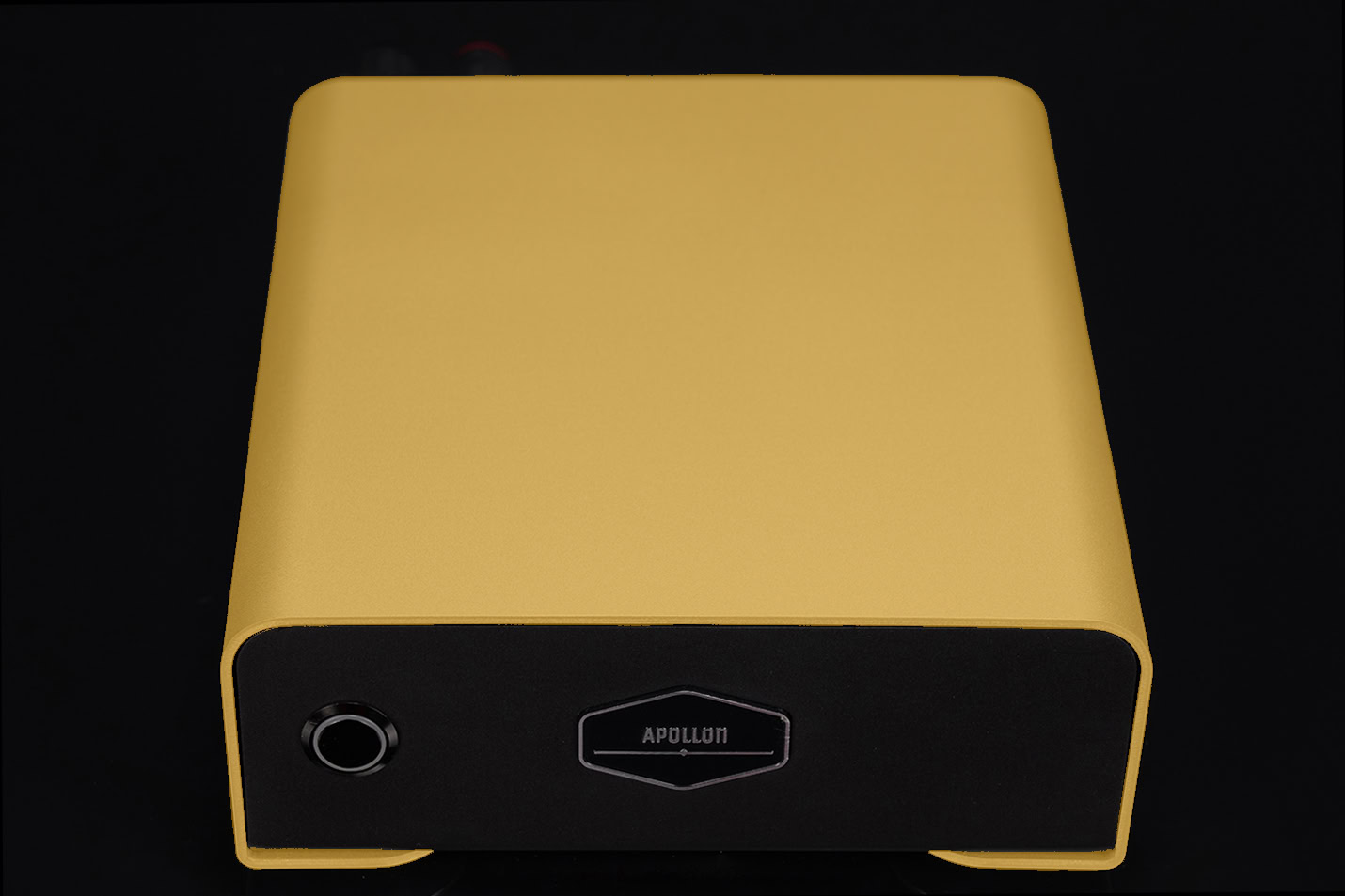 Hypex-NC500MP-Monoblock-Amplifier-Gold-Anodized-Front-View-Apollon-Audio