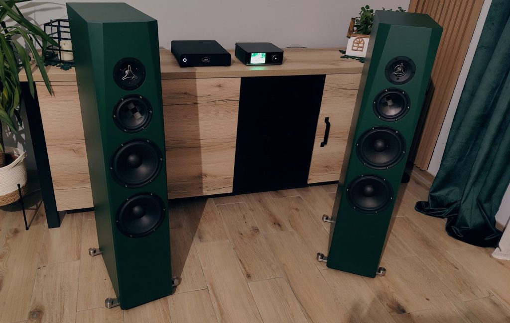 Image #1 from Lukas G