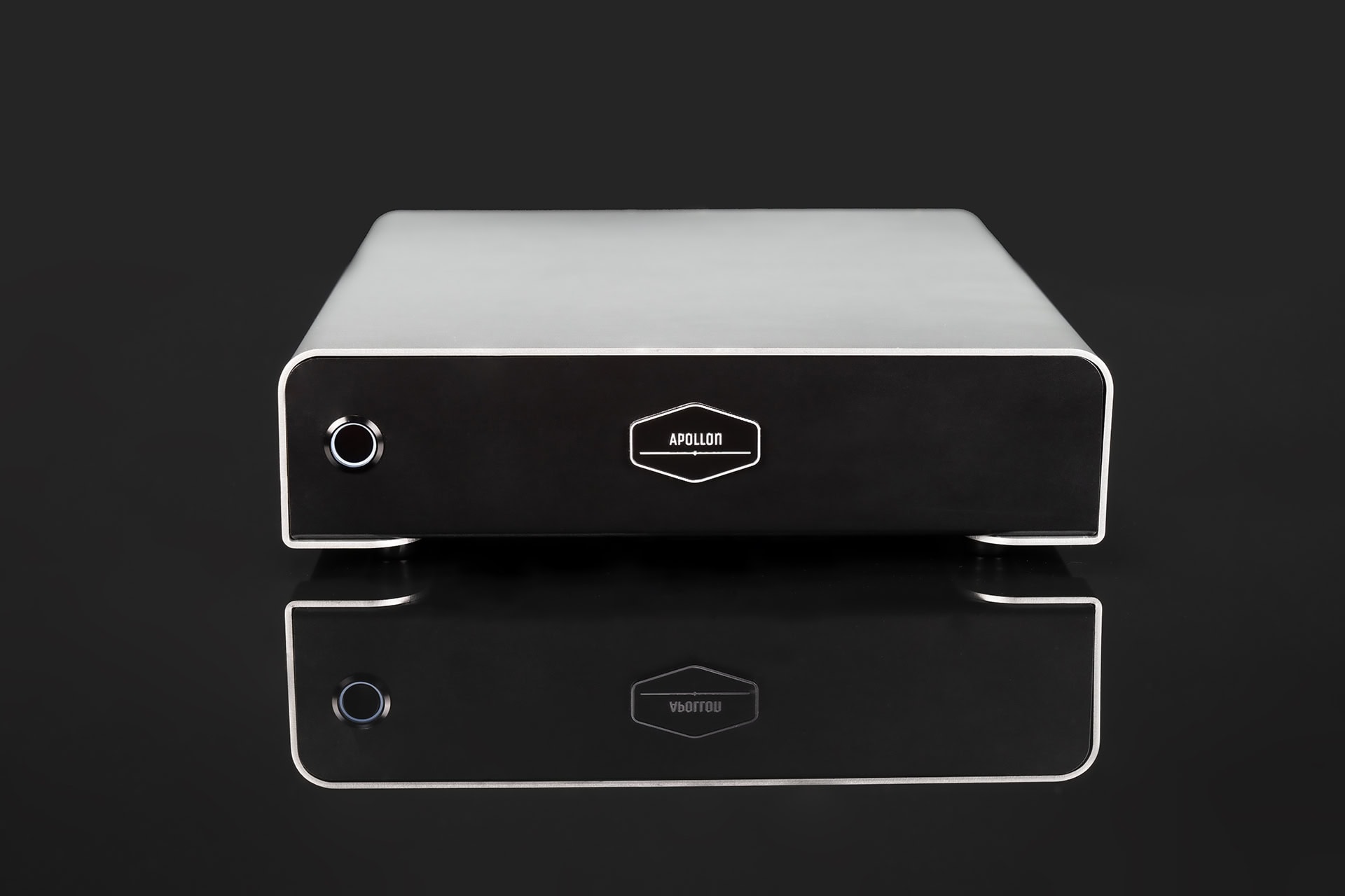 pollon-Purifi-1ET9040BA-Monoblock-Amplifier-Front-View