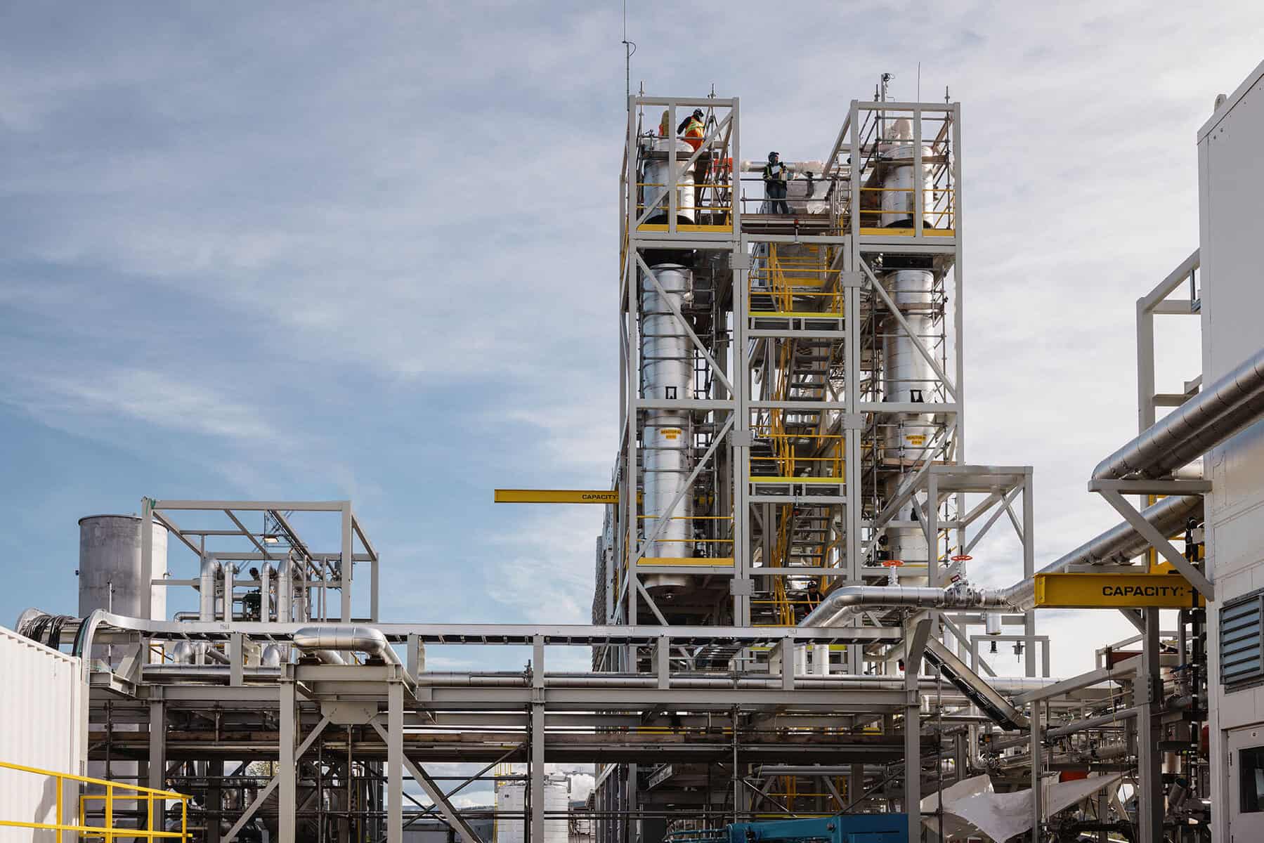 Tall bio-oil processing structure at the Arbios Chuntoh Ghuna facility