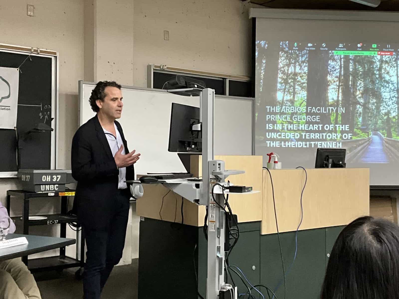 Stephen Muller speaks at an event