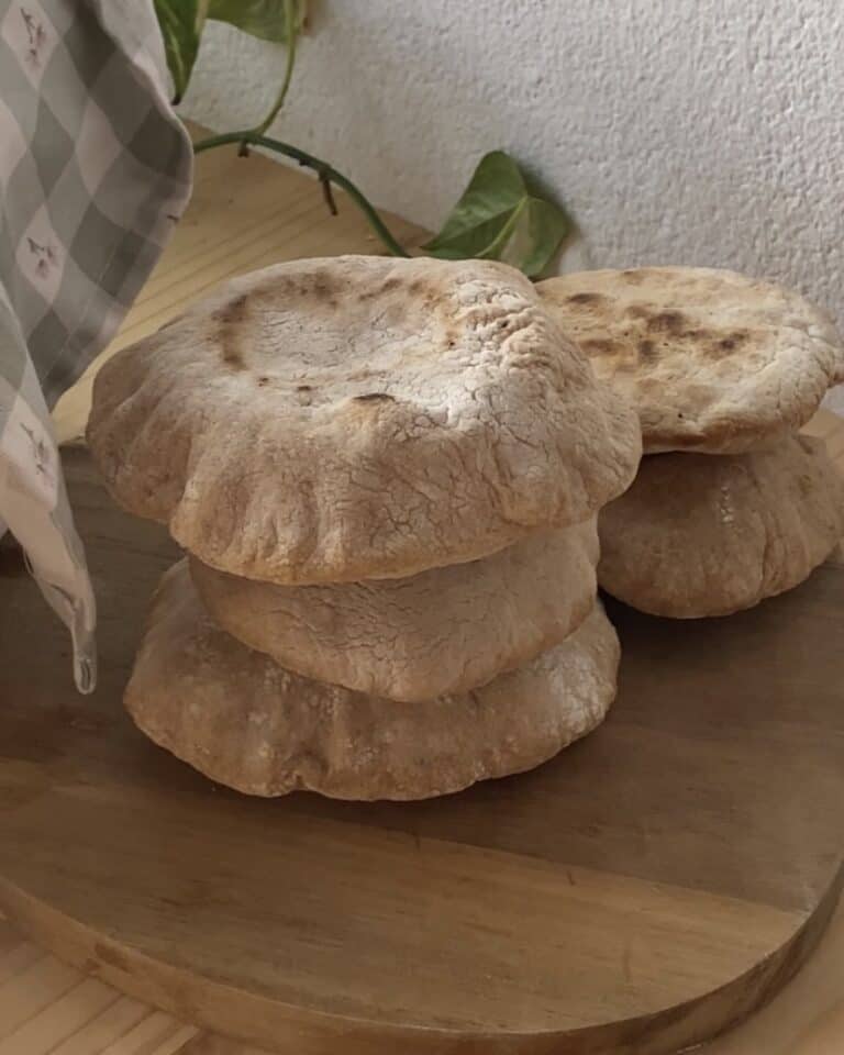 Easy delicious whole wheat pita bread recipe