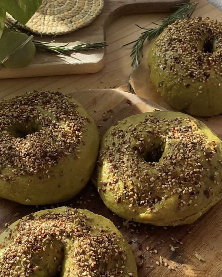 Cute easy Matcha bagels recipe