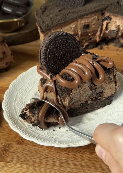 No Bake Oreo Nutella Cheesecake (Easy Recipe!)
