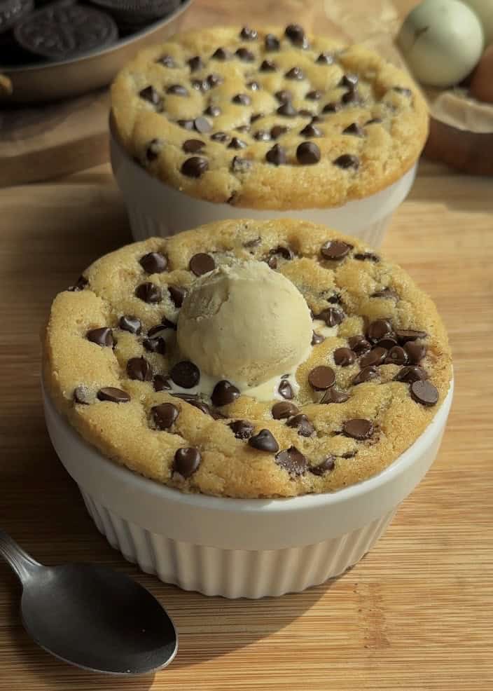 Deep Dish Cookie Pie for Two with Nutella