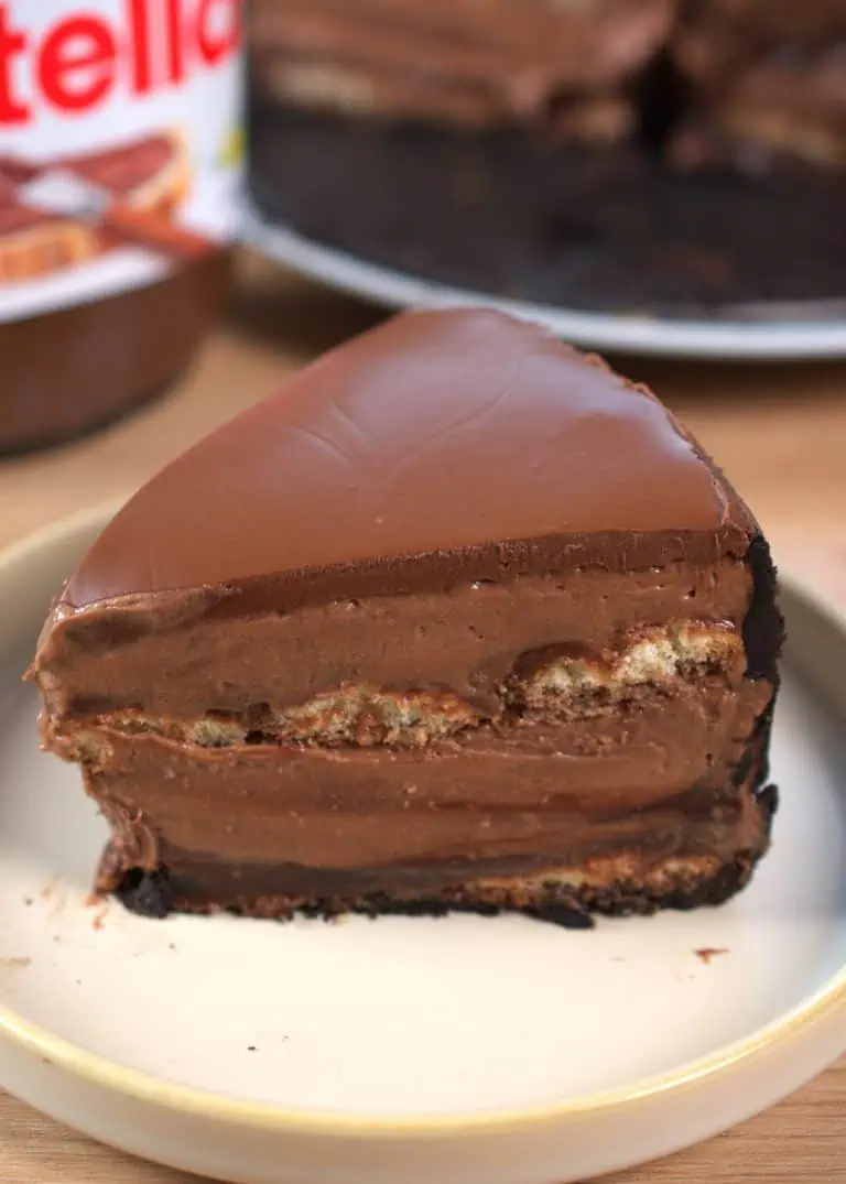 Nutella Tiramisu Cake