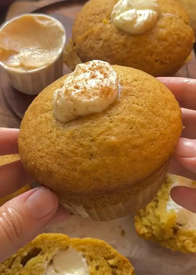 Pumpkin Cream Cheese Muffins
