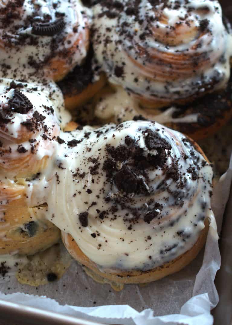 Oreo Cinnamon Rolls