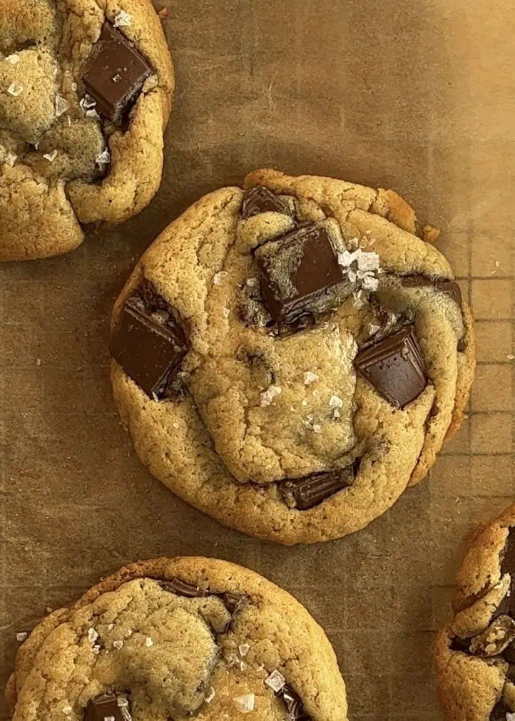 Milk chocolate cookies