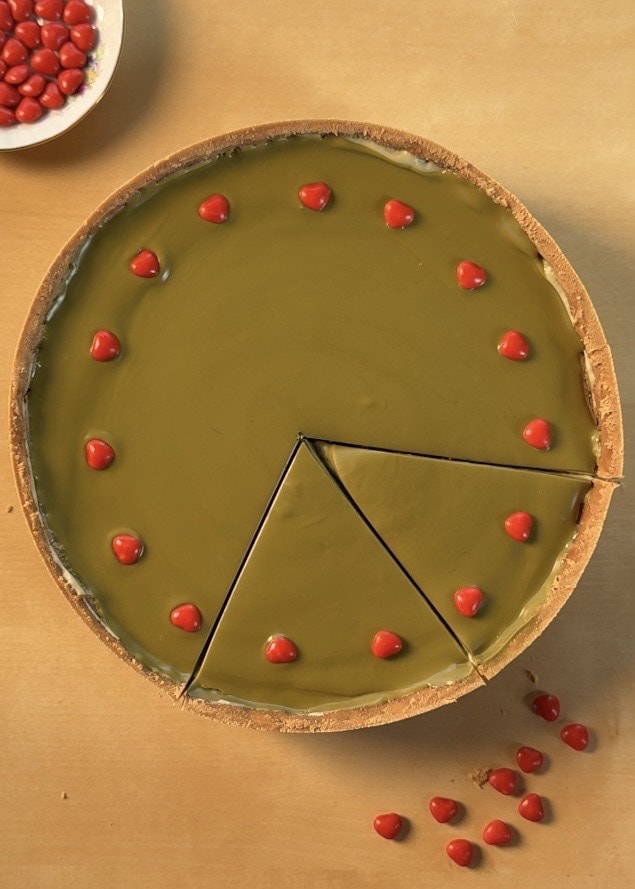 Christmas Grinch No-Bake Cheesecake