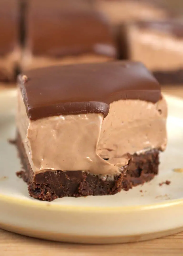 Brownie bottom Nutella cheesecake