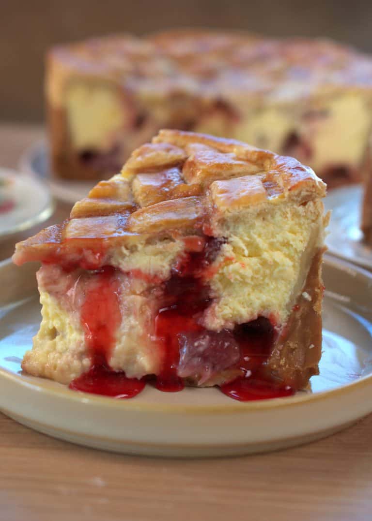 Strawberry pie-cheesecake