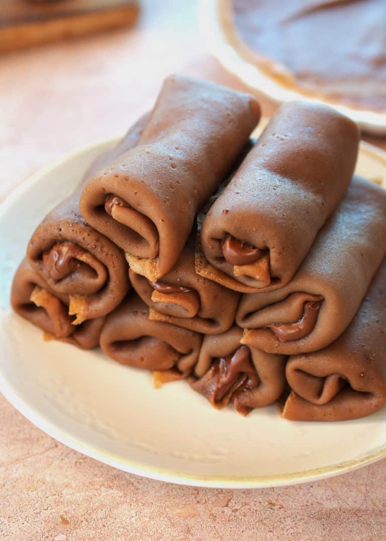 Nutella chocolate crepe rolls