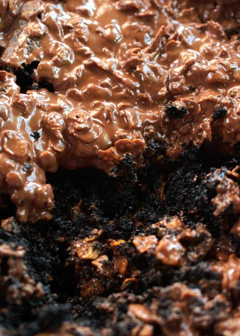 Nutella crunch cake