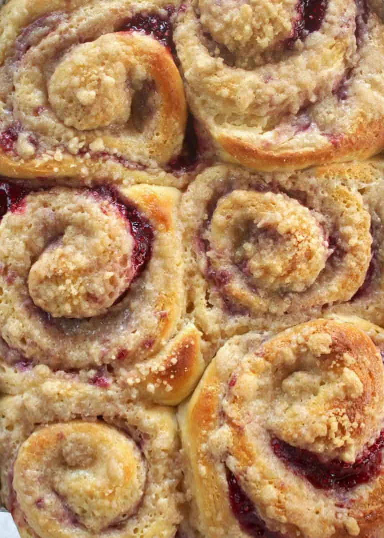 Raspberry Cheesecake Rolls
