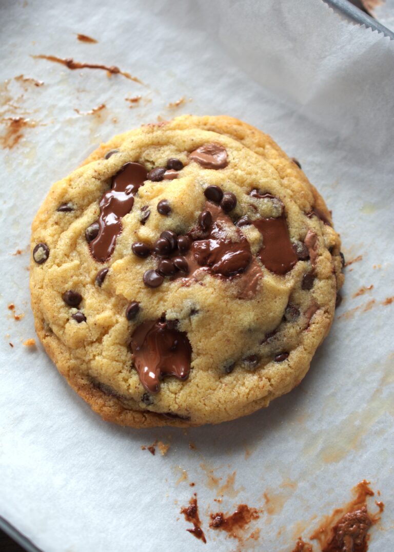 3 Chocolate Chip Cookies