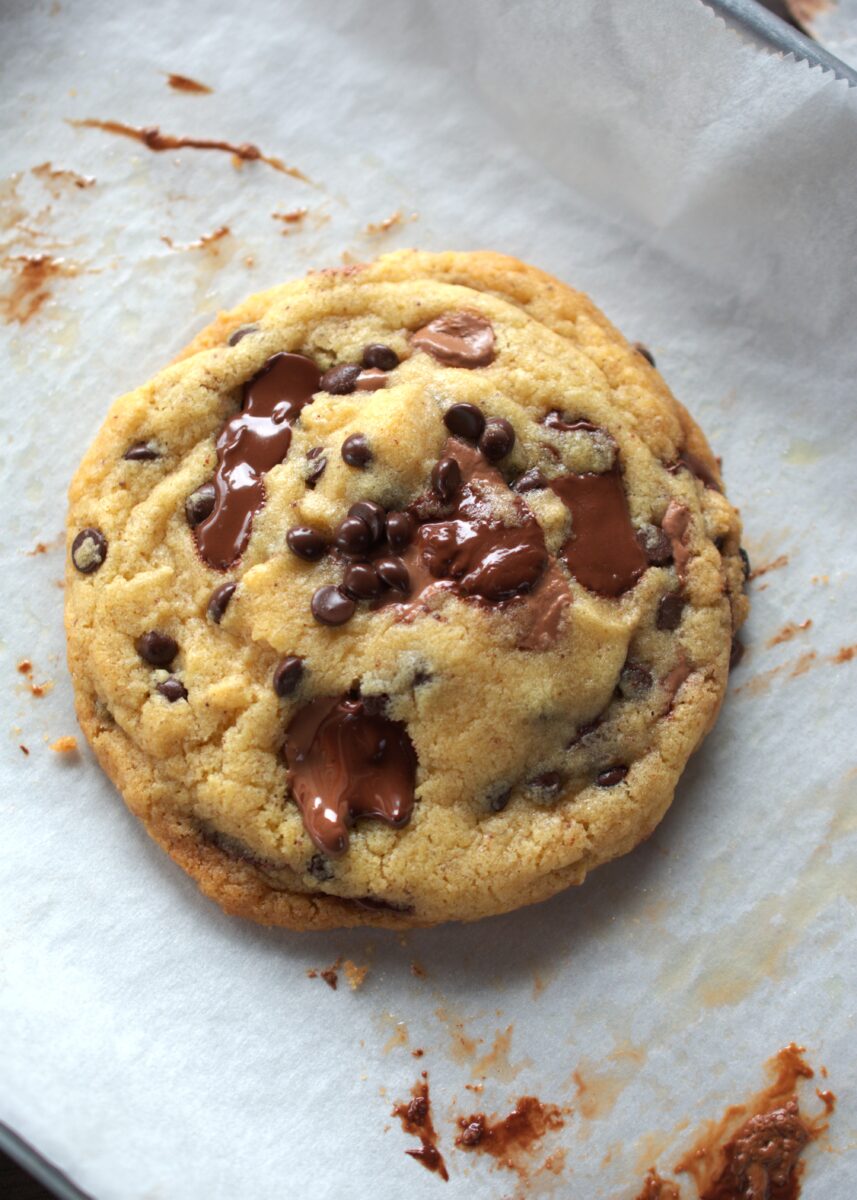 3 Chocolate Chip Cookies