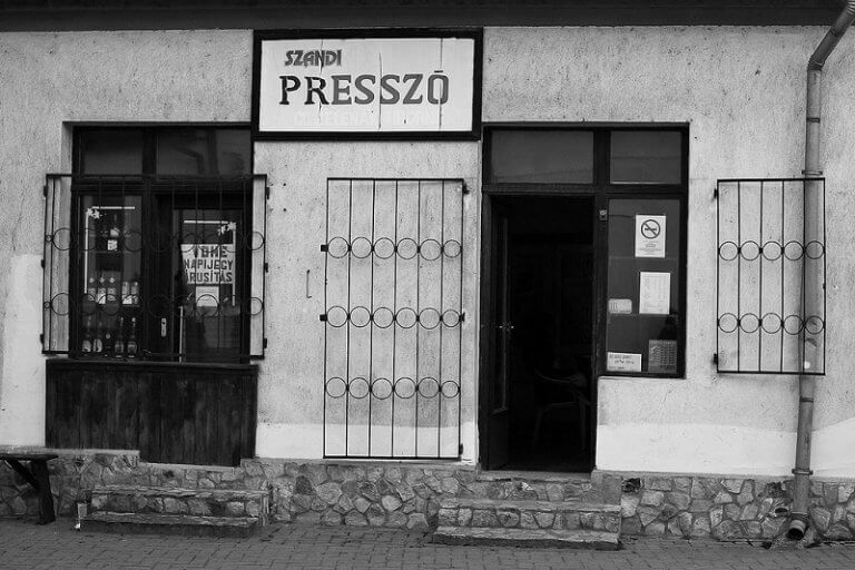 FATTYÚVAL A HORDÁRKOCSIN