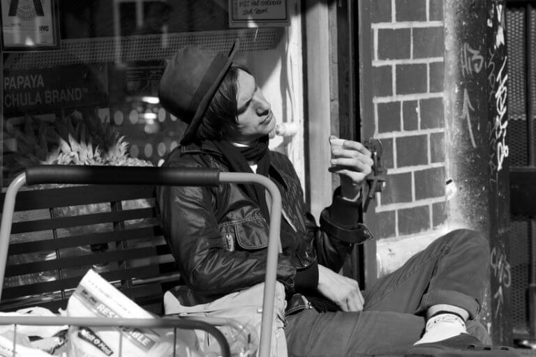 MAGÁNY MINT NINCSTELEN DJ