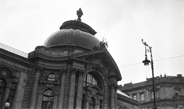 A BECSÜLETES MEGTALÁLÓ