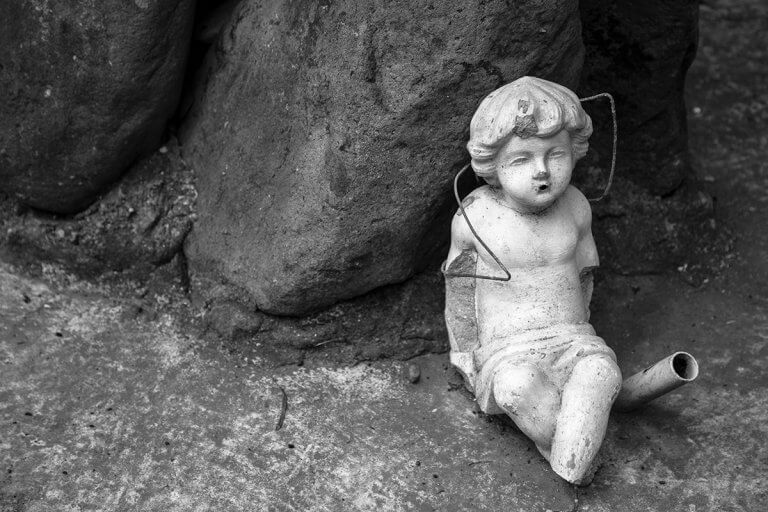 AZ ESZTÉTA ORGIÁJA, AVAGY A BUSZ ÉLETTEL TELIK MEG