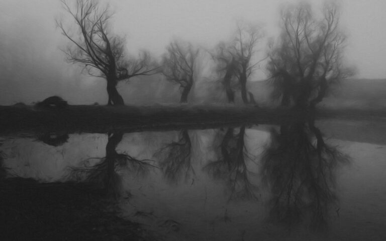 ÉJFÉLI PÁRBESZÉD