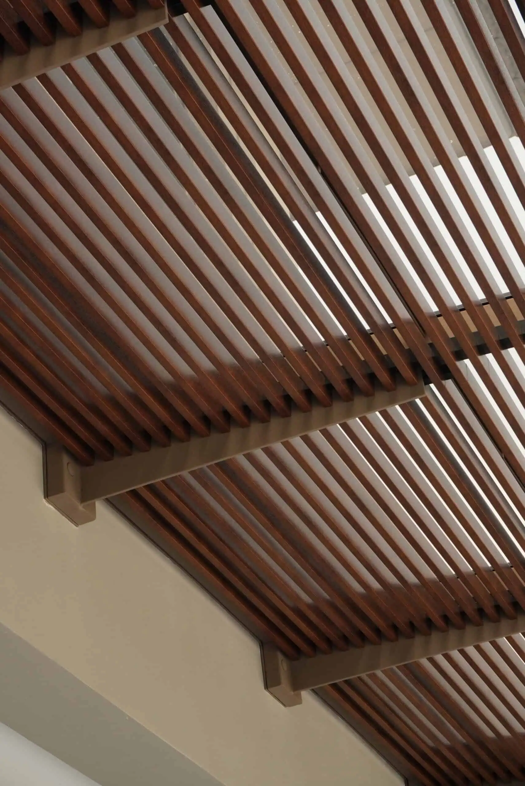 ระแนงเหล็กลายไม้ ขนาด 20x50x4000mm. สีวอลนัท (Walnut) - Image 4