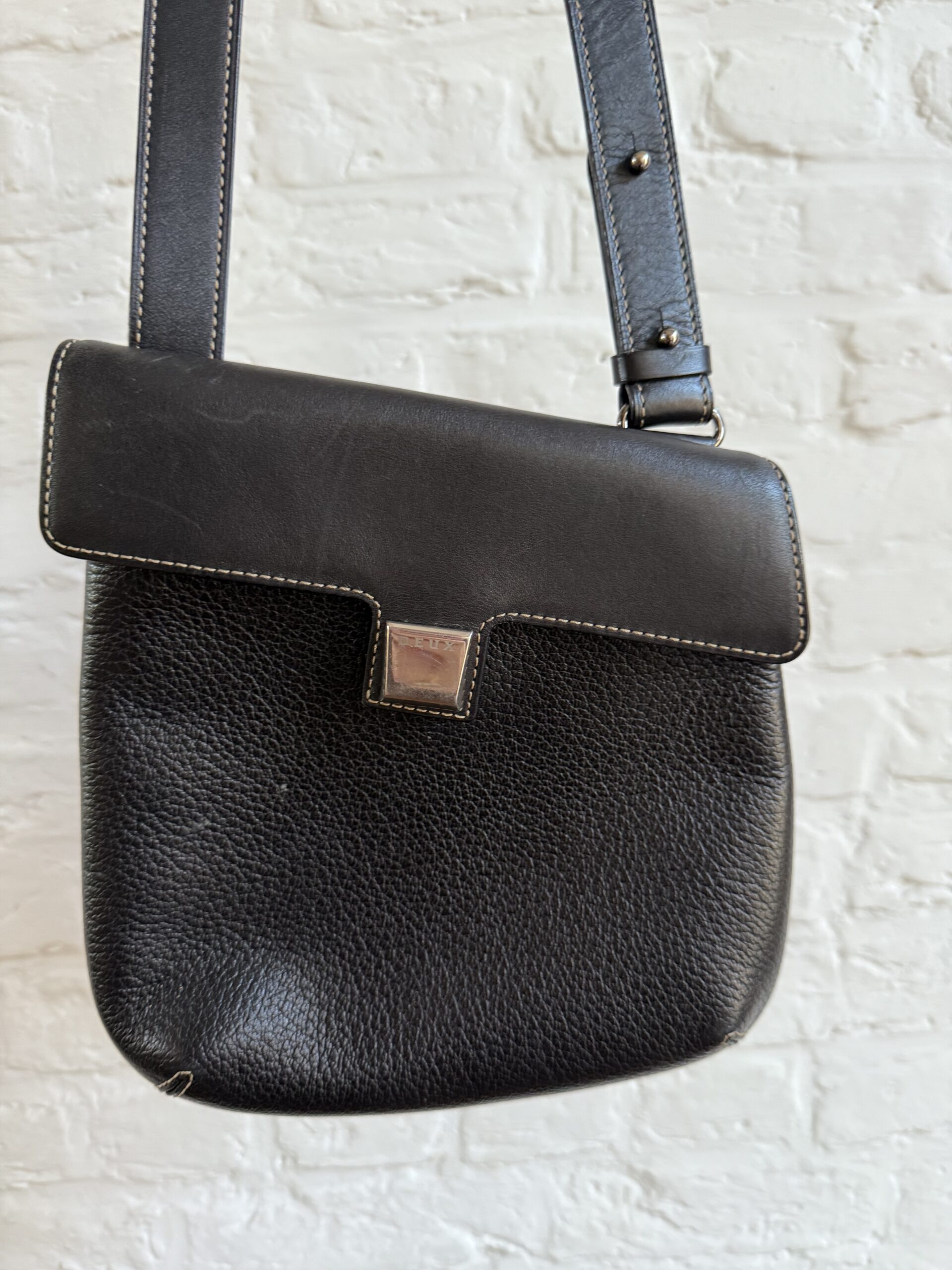 Deux Crossbody