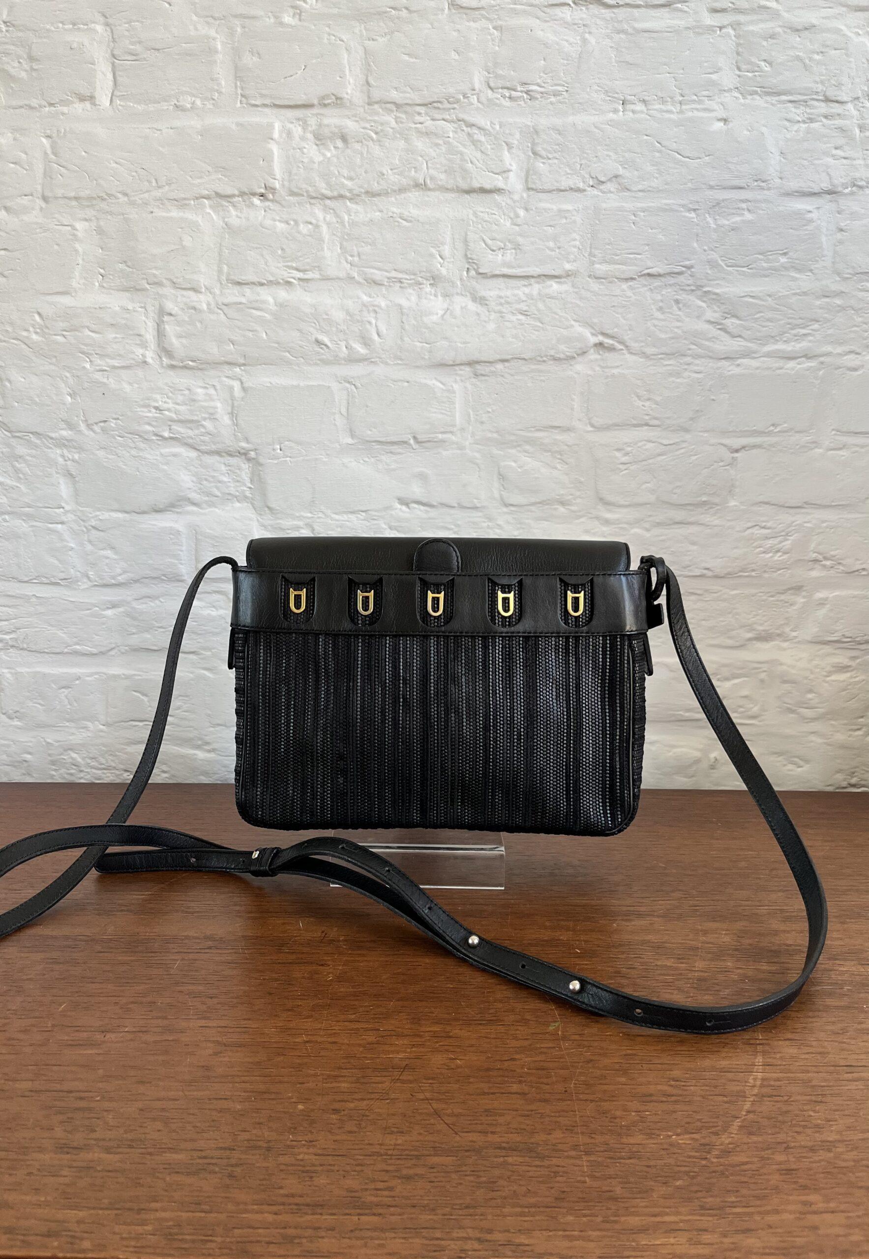 Fuiraire Toile De Cuir in Zwart