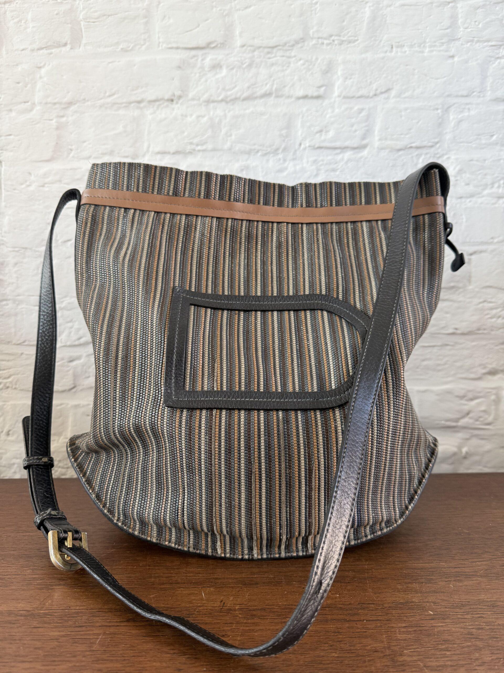 Le Pin Toile de Cuir - Afbeelding 2