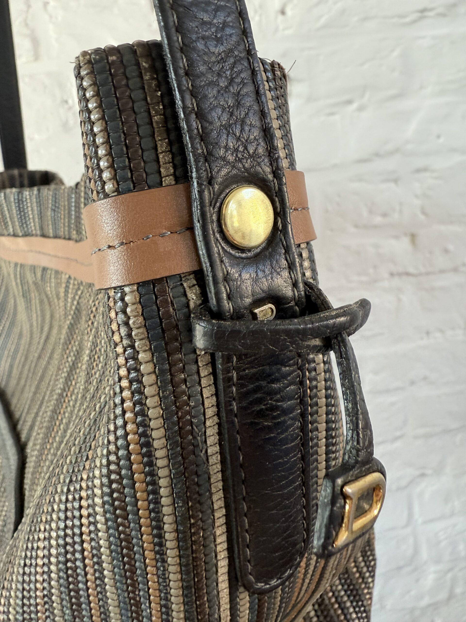 Le Pin Toile de Cuir - Afbeelding 7