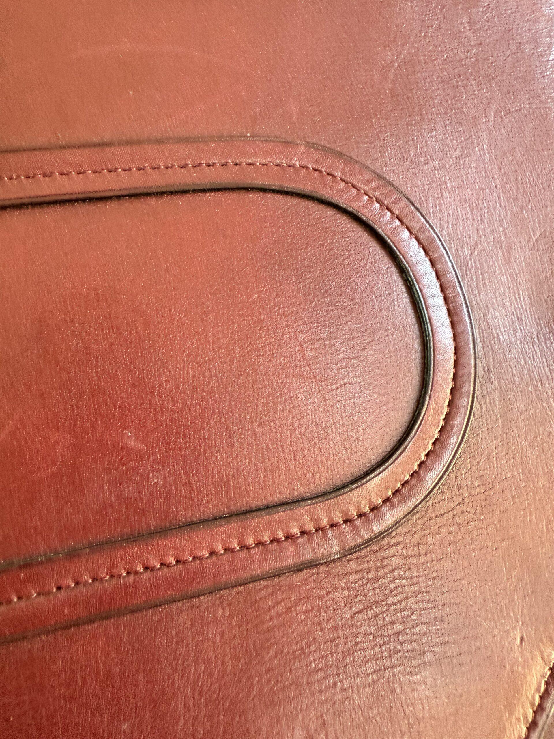 Louise Pochette in Ruby - Afbeelding 5