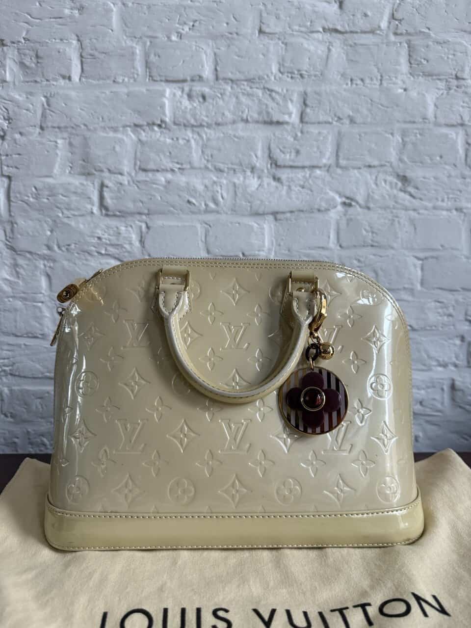 Louis Vuitton Alma + Charme - Afbeelding 16