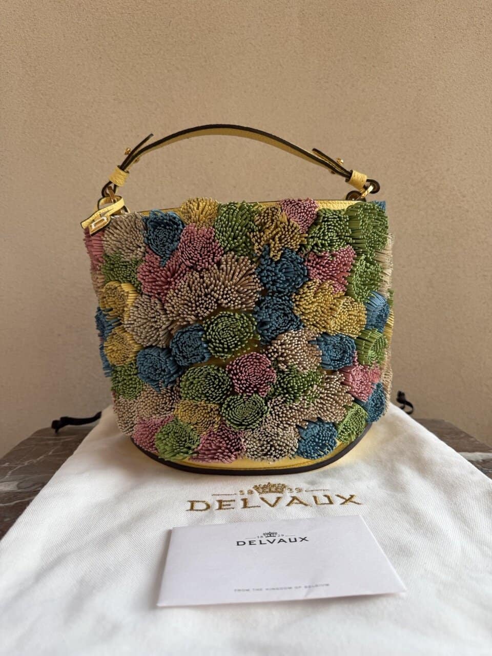 Le Pin Bucket Pompons - NIEUW - Afbeelding 2