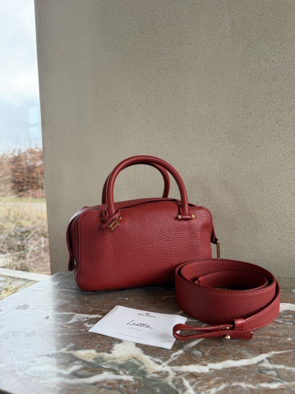 Cool Box Mini Taurillon Scarlet Red