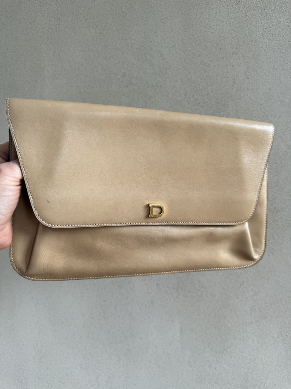 Veiling: Camel Clutch - Afbeelding 4