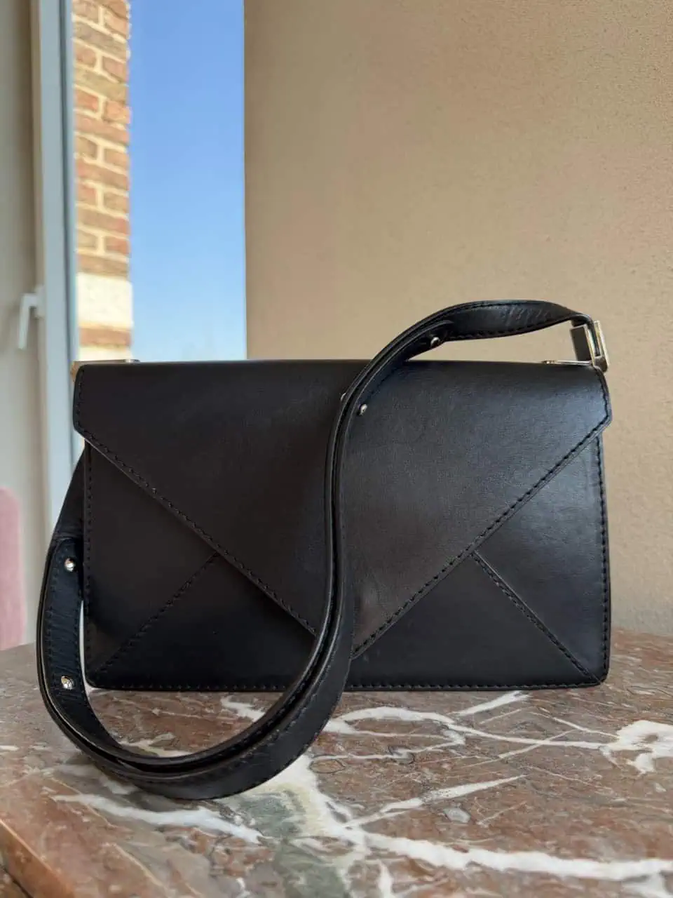 Veiling: Message Ambigu van Veronique Branquinho