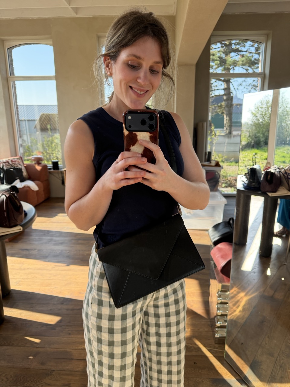 Veiling: Message Ambigu van Veronique Branquinho - Afbeelding 4