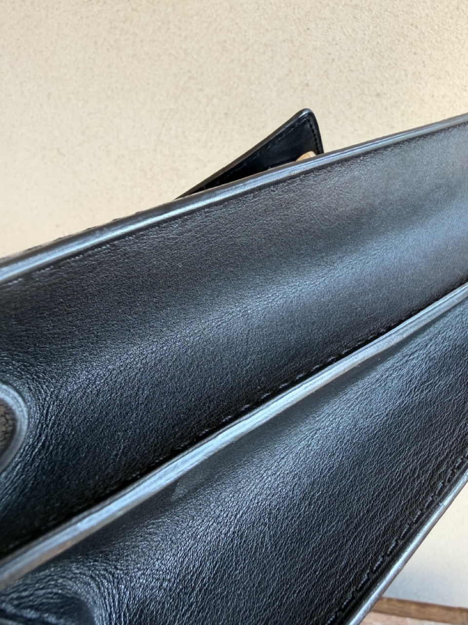 Veiling: Message Ambigu van Veronique Branquinho - Afbeelding 10