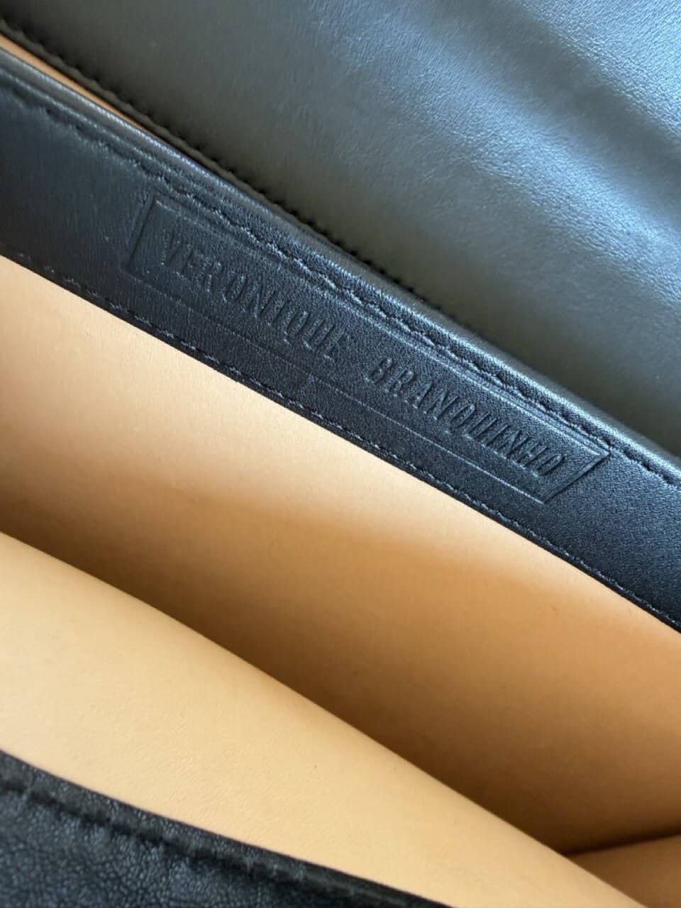 Veiling: Message Ambigu van Veronique Branquinho - Afbeelding 6