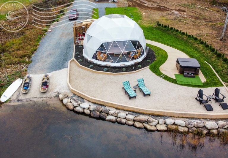 aerial view of a glamping dome on Blysteiner Lake